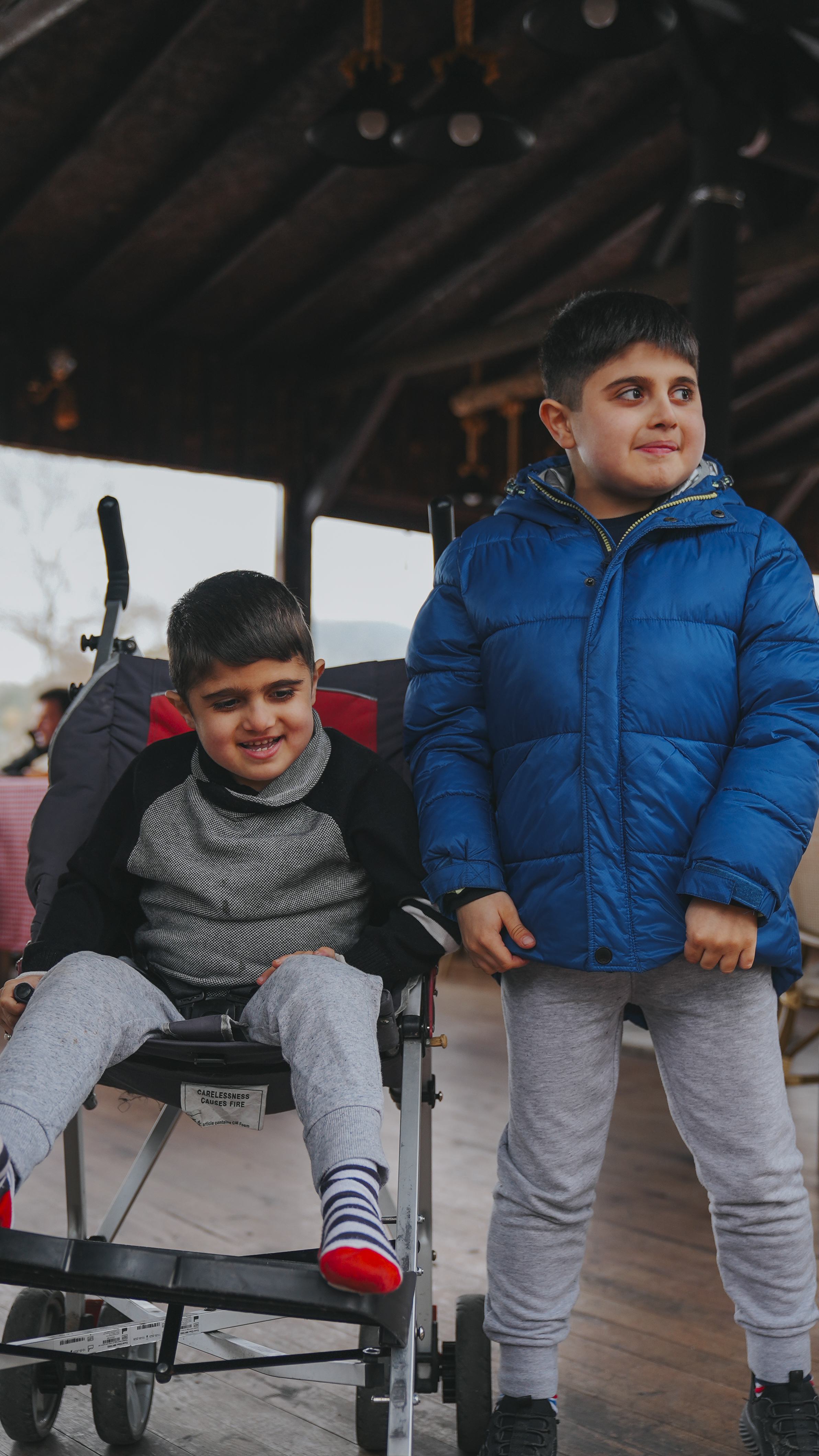 Alparas ve Osman Kardeşler